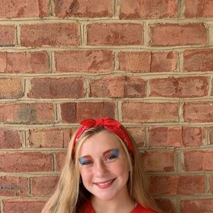 Meet your Posher, Ada